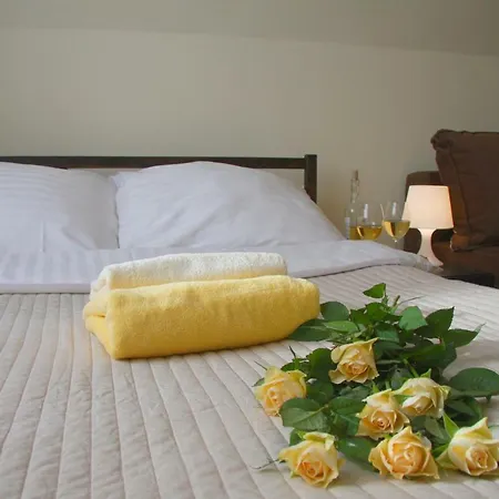 Apartament Przy Zurawiu *