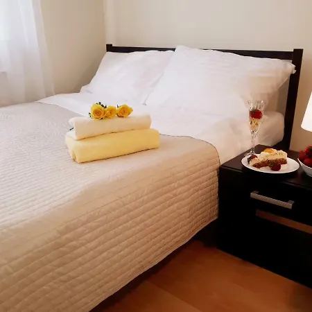 Apartament Przy Zurawiu